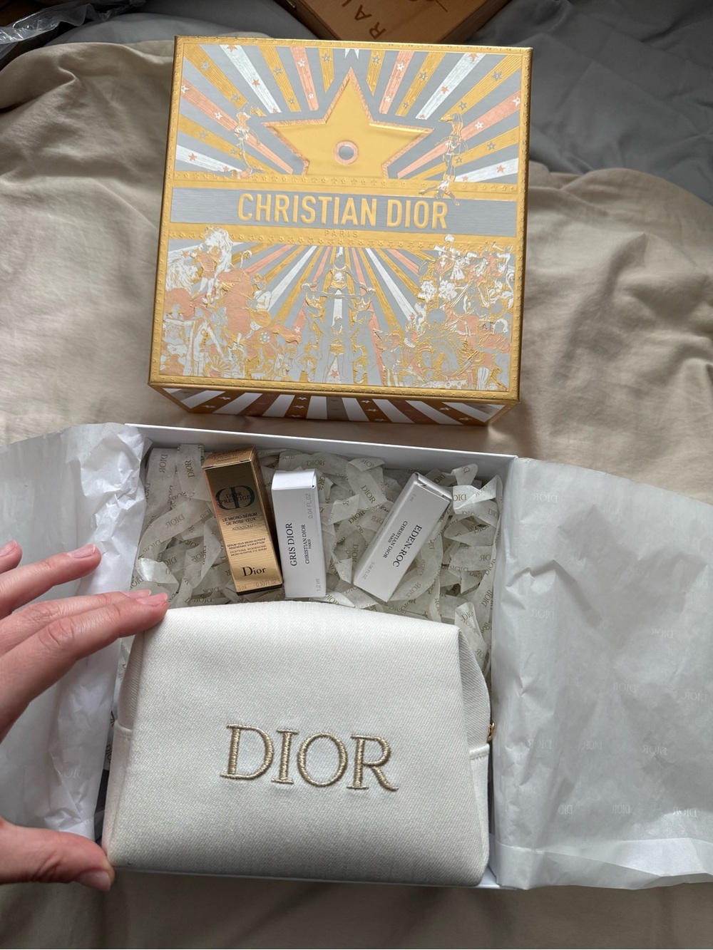 Dior Pouch with 3 samples in a limited edition Dior Gift Box